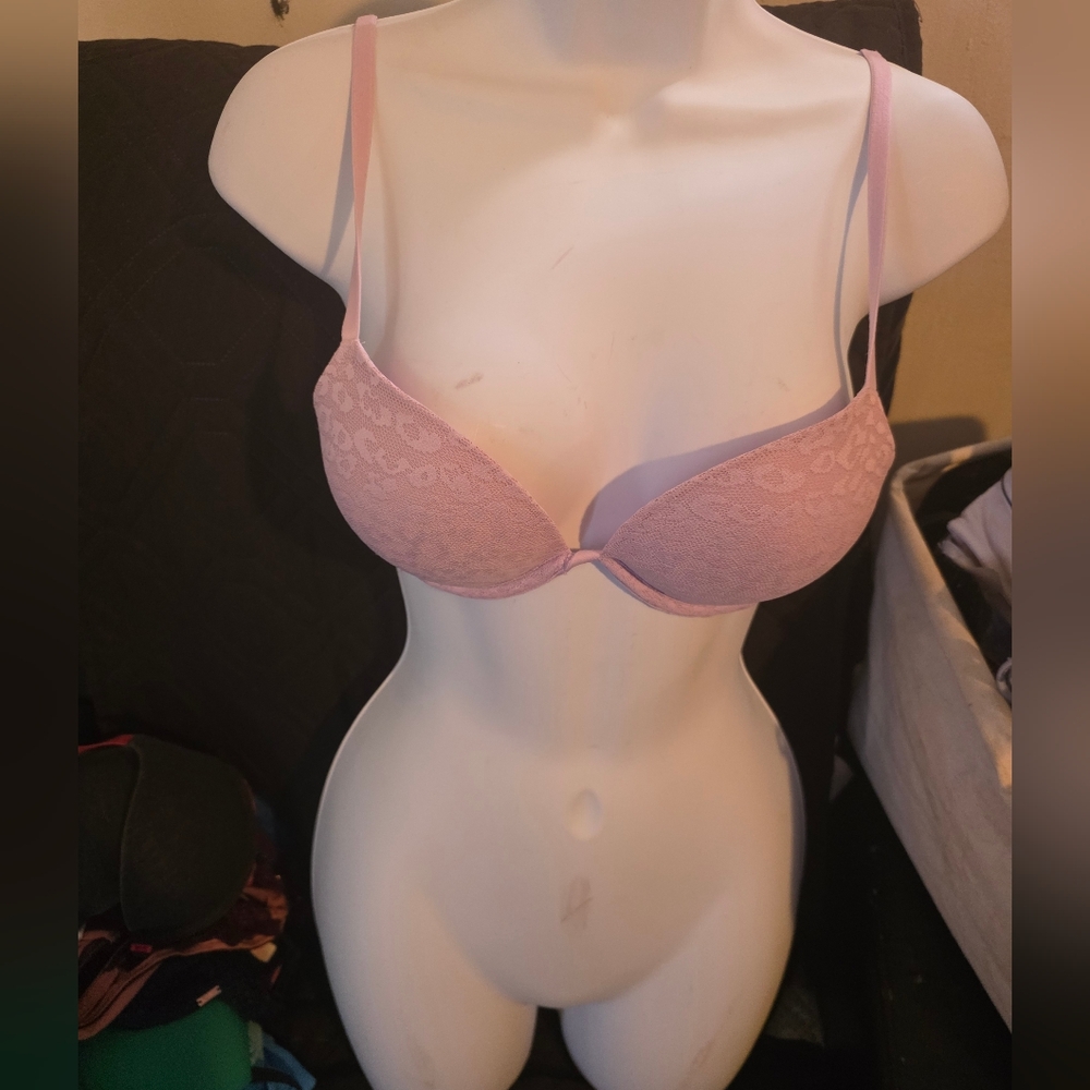 VICTORIA'S SECRET pink Wear Everywhere Super Push Up Bra 34A